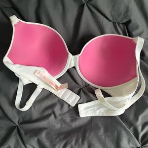 One PINK Victoria secret push up bra